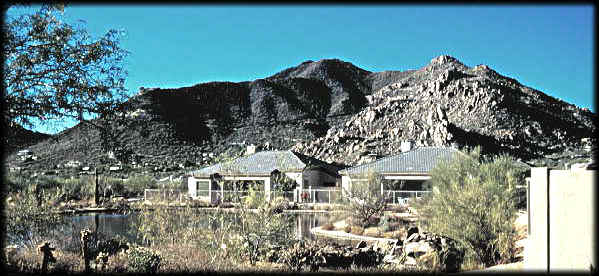 Black Mountain en Carefree, Arizona, viendo al norte.