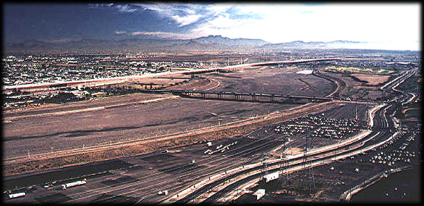 Looking east over the Salt River bed prior to the filling of the Tempe Town Lake.